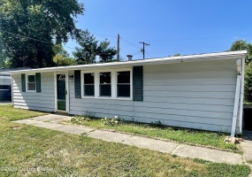 201 Emily Ave, Clarksville, Indiana 47129, 3 Bedrooms Bedrooms, 6 Rooms Rooms,1 BathroomBathrooms,Rental,For Rent,Emily,1646028