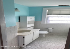 2012 Lauderdale Rd, Louisville, Kentucky 40205, 2 Bedrooms Bedrooms, 6 Rooms Rooms,2 BathroomsBathrooms,Rental,For Rent,Lauderdale,1650928